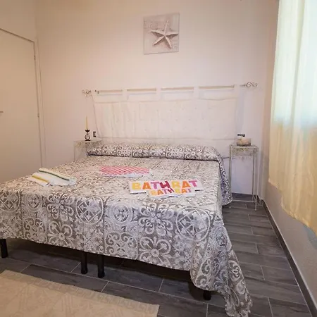 Pensión L ' Oasi Di Gino San Lorenzo (Budoni)